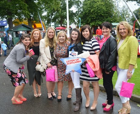 Were you pap'd by the Capital Street Stars?
