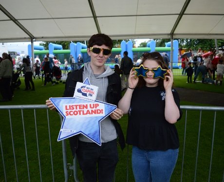 Were you pap'd by the Capital Street Stars?