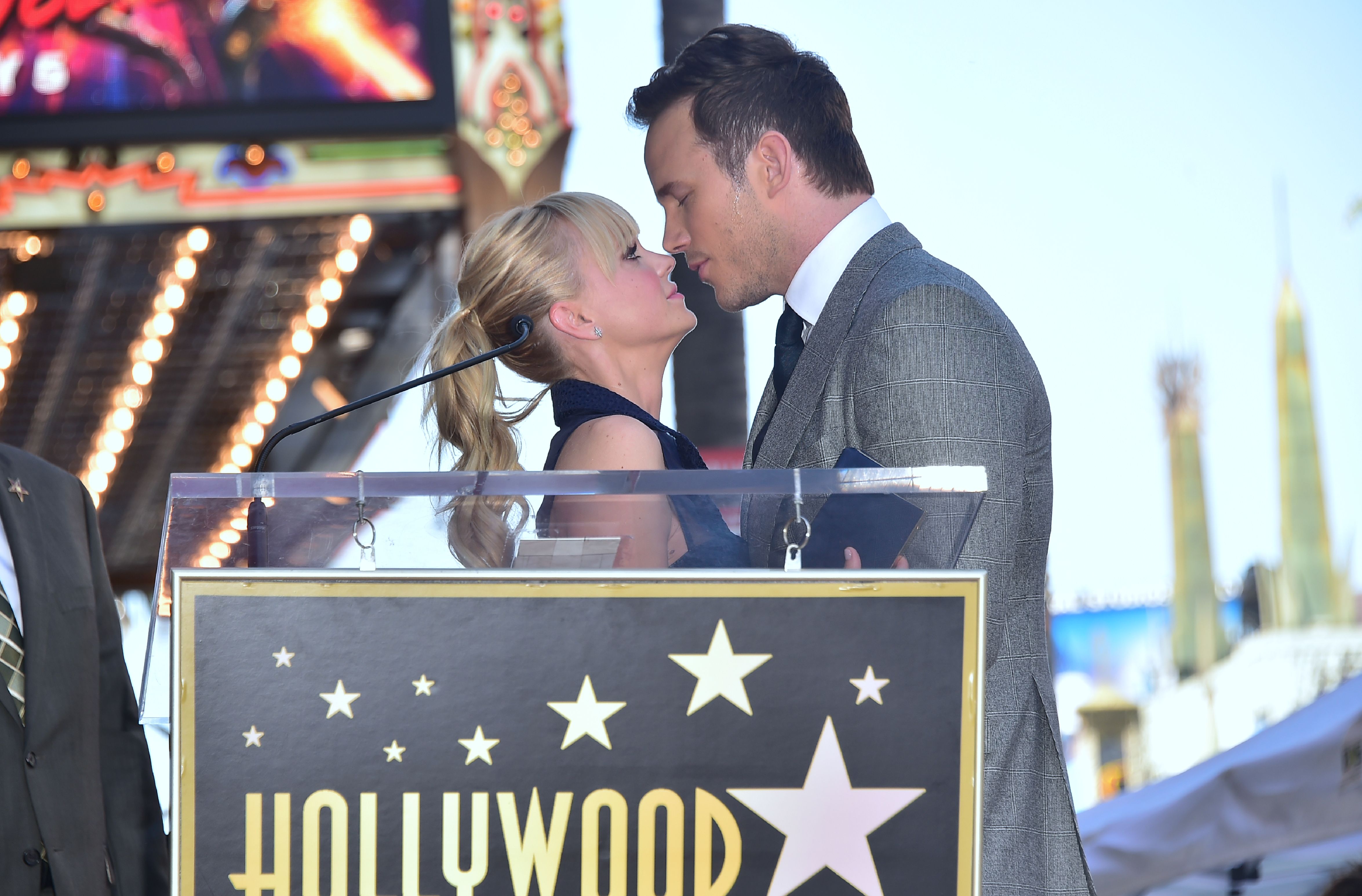 Chris Pratt Anna Faris Hollywood Walk of Fame Star