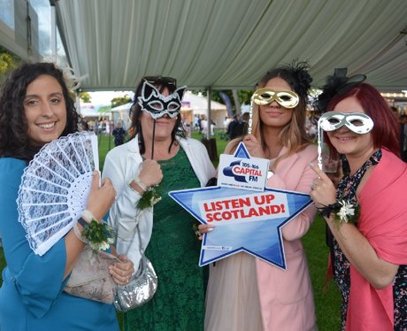Were you pap'd by the Capital Street Stars?