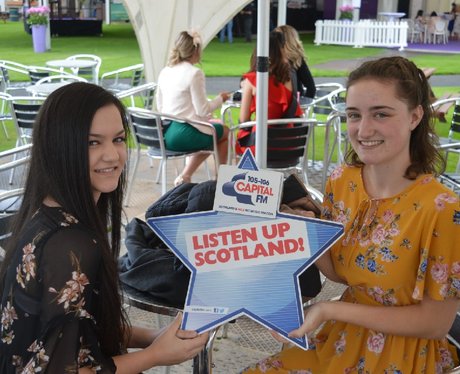 Were you pap'd by the Capital Street Stars?