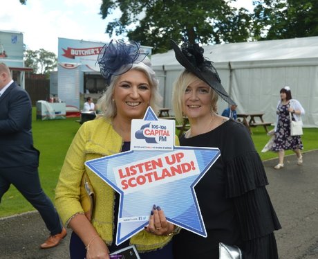 Were you pap'd by the Capital Street Stars?