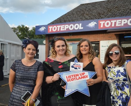 Were you pap'd by the Capital Street Stars?