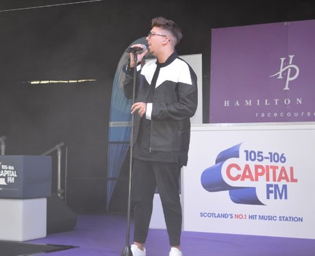 Were you pap'd by the Capital Street Stars?
