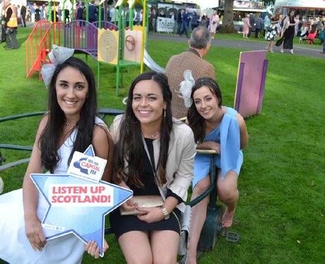 Were you pap'd by the Capital Street Stars?