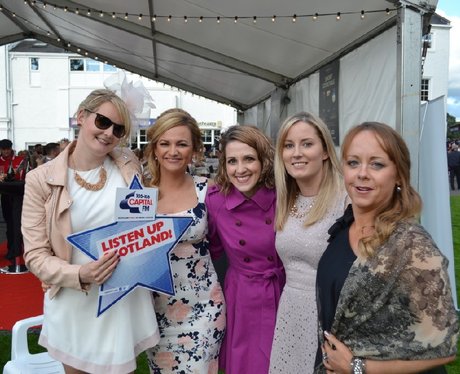 Were you pap'd by the Capital Street Stars?