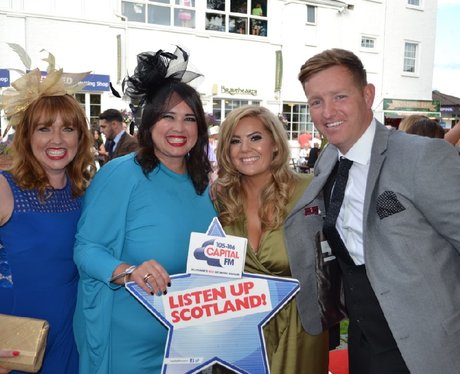 Were you pap'd by the Capital Street Stars?
