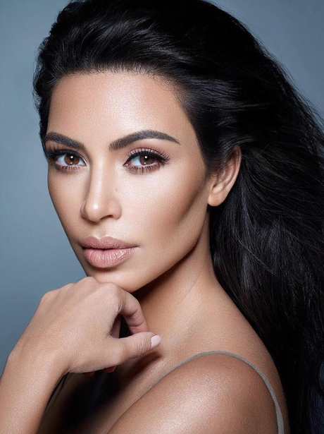 Kim Kardashian announces the launch of contour pro