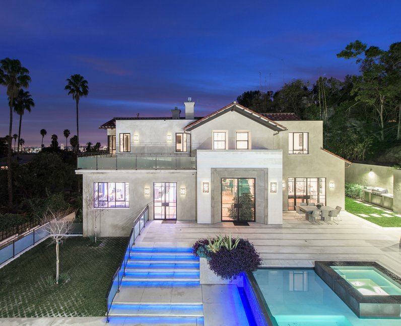 Celebrity Houses: 25 UNBELIEVABLE Pop Star Homes You Wish You Lived In