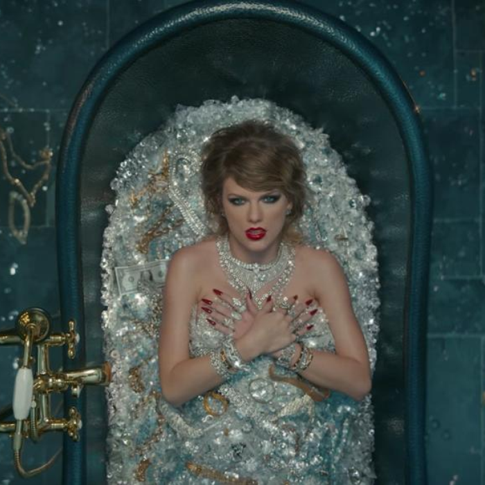 There s Something Very Significant About The Diamonds In Taylor Swift s 