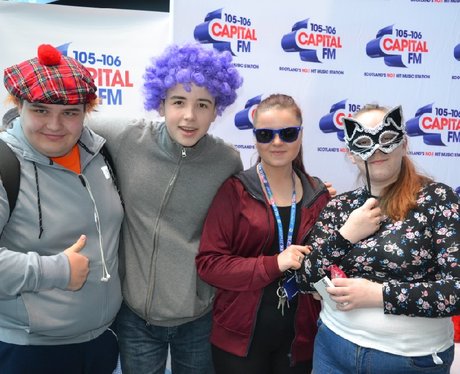 Were you pap'd by the Capital Street Stars?
