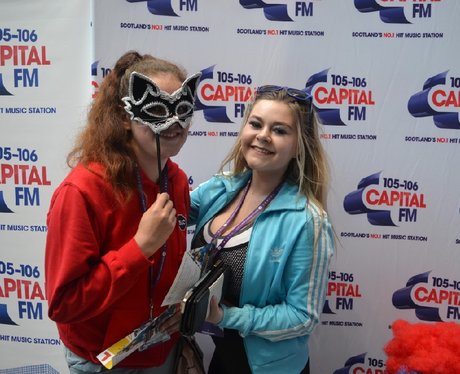 Were you pap'd by the Capital Street Stars?