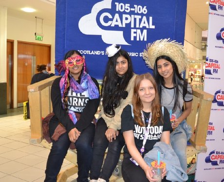Were you pap'd by the Capital Street Stars?