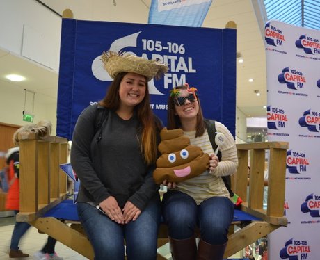 Were you pap'd by the Capital Street Stars?