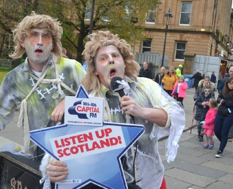 Were you pap'd by the Capital Street Stars?