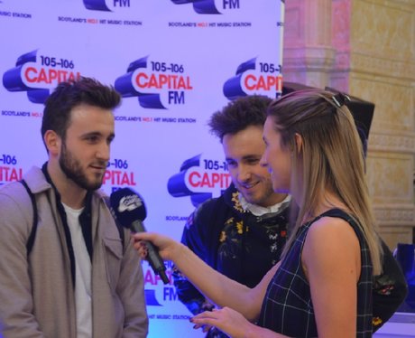 Were you pap'd by the Capital Street Stars?