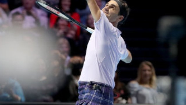 Roger Federer in a kit at Andy Murray Live
