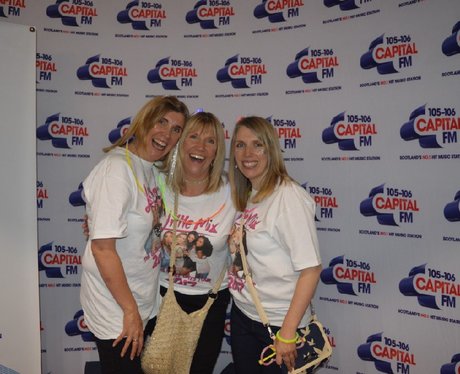 Were you pap'd by the Capital Street Stars?