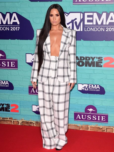 MTV EMAs 2017 Arrival