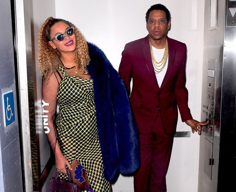Jay-Z and Beyonce in a lift