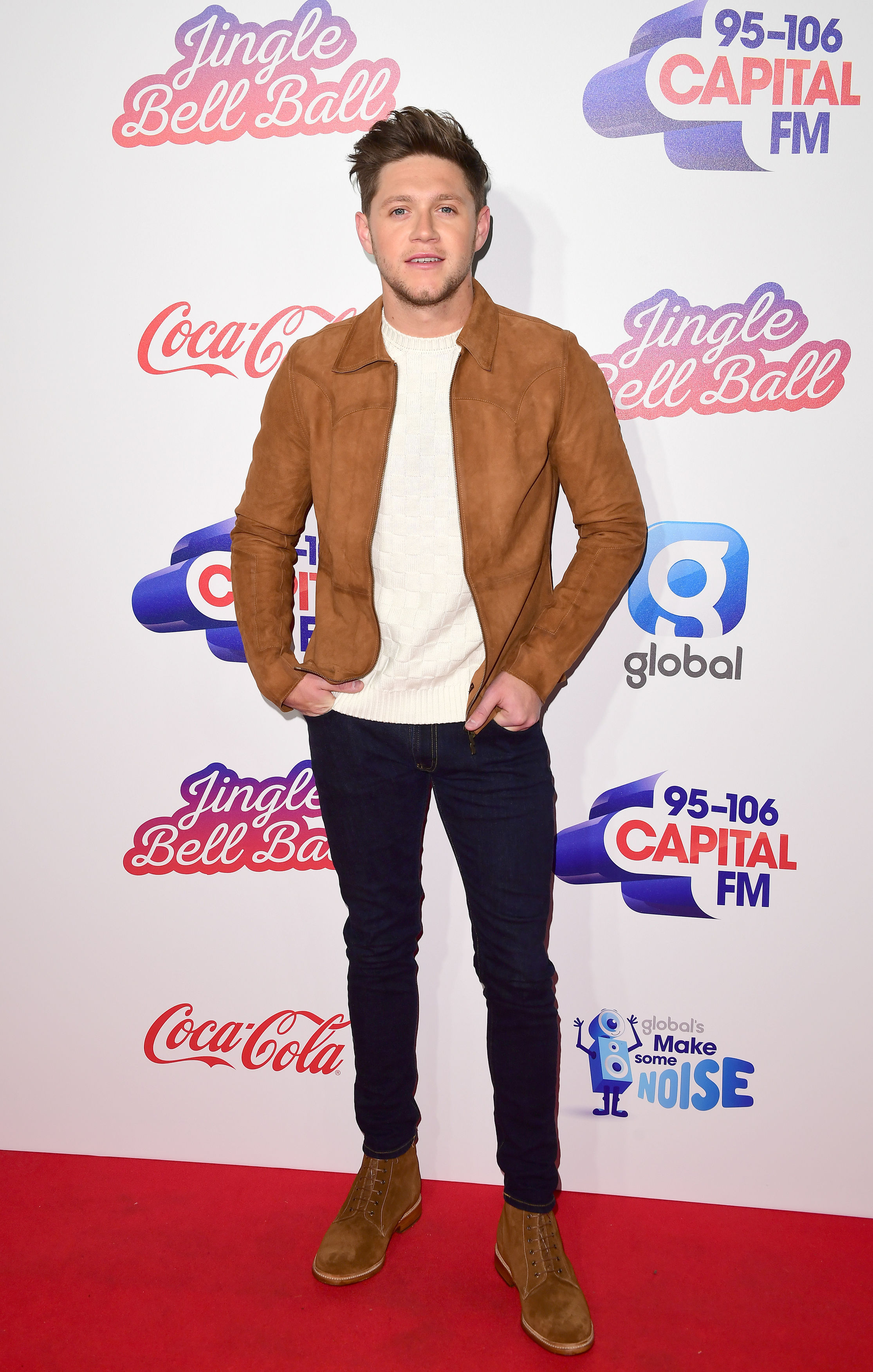 Niall Horan Jingle Bell Ball 2017 red carpet