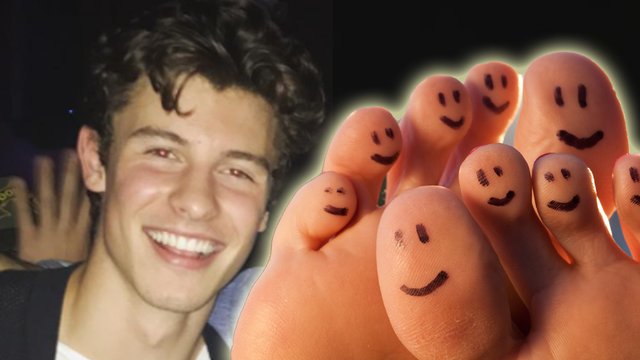 Shawn Mendes toes 