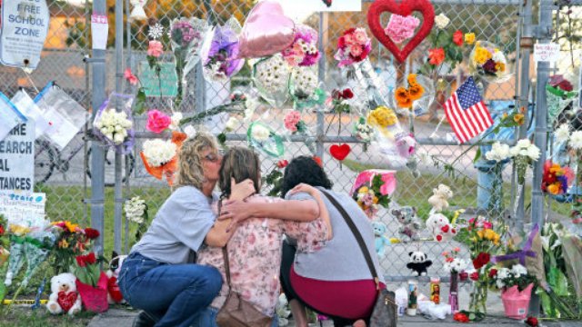 Parkland Florida school shooting tribute vigil nev