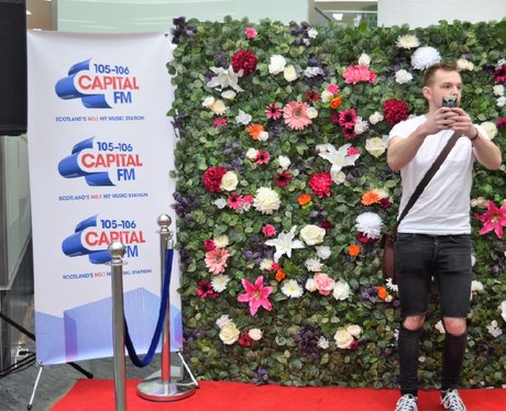 Were you pap'd by the street stars?