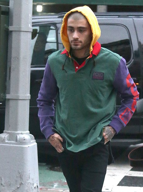 Zayn Malik Leaving Gigi Hadid's Apartment