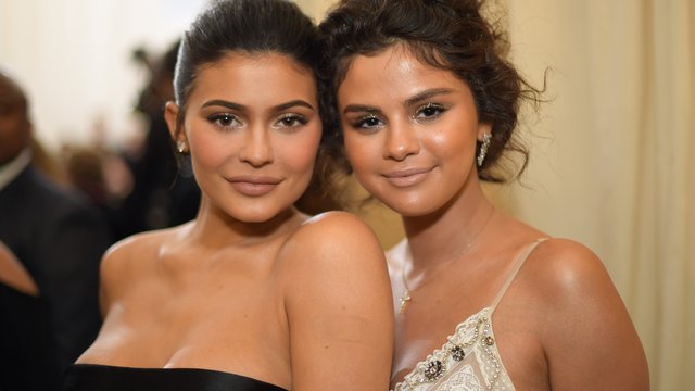 Selena Gomez Kylie Jenner Met Gala 2018 