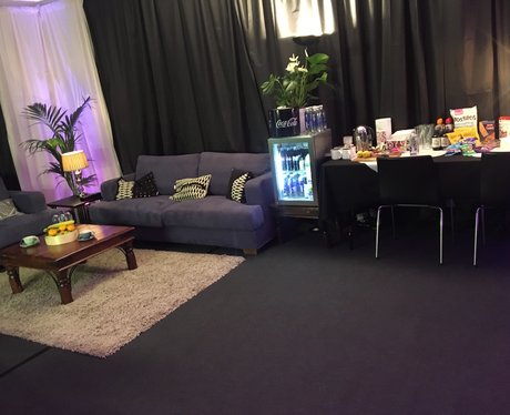 Shawn Mendes Dressing Room