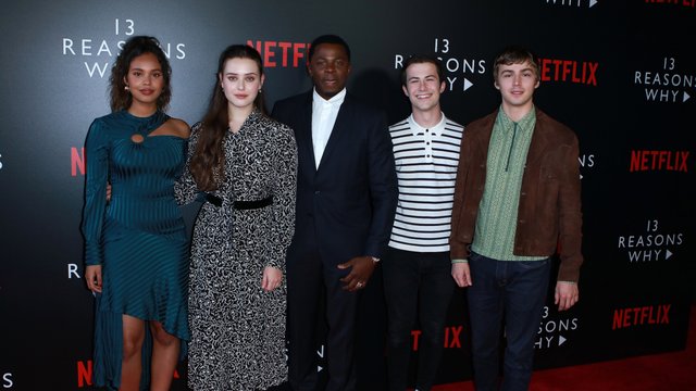 13 reasons why cast 