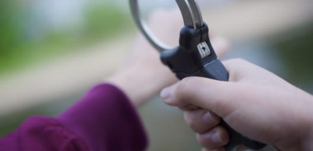 handcuff