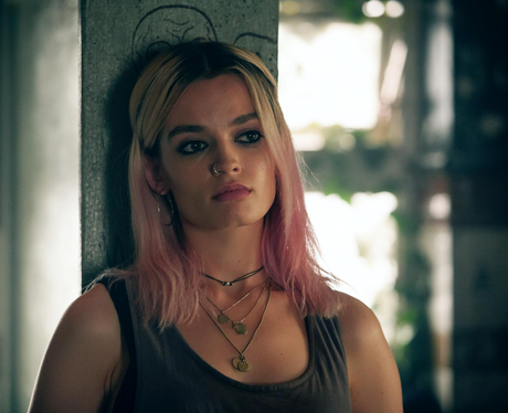 Emma Mackey plays Maeve Wiley - Netflix's Sex Education: Meet the cast ...