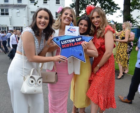 Were you pap'd by the Street Stars?