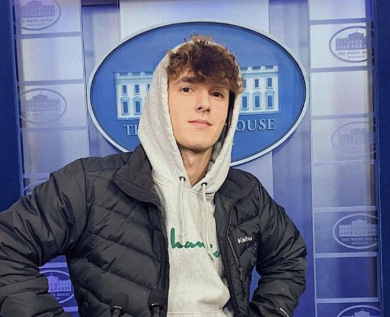 Bryce Hall net Worth: How much does Bryce Hall ear