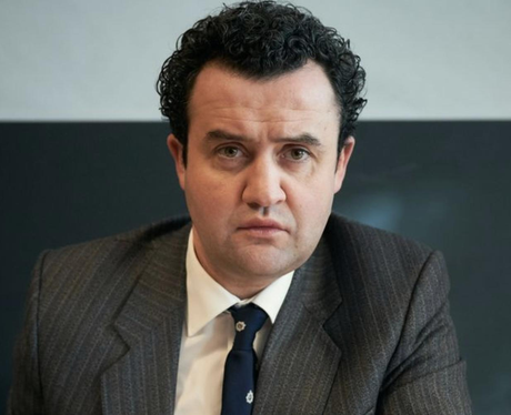 Daniel Mays plays Detective Peter Jay in 'Des'