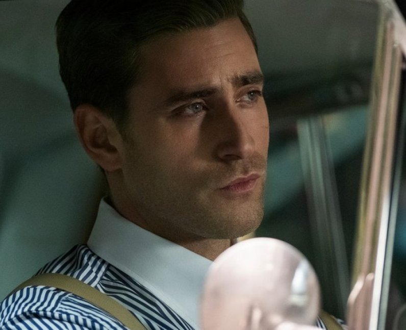 Oliver Jackson-Cohen plays Peter Quint in Haunting