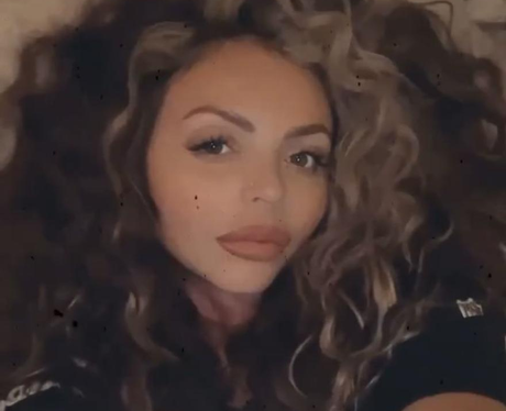 Jesy Nelson lets her curly hair out