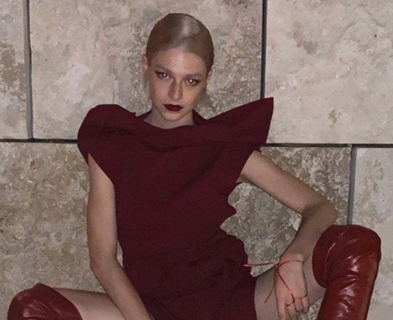 Hunter Schafer sexuality lesbian gay