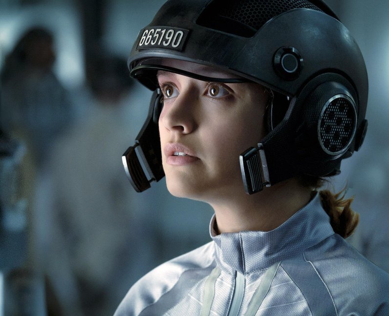 ​​Who plays Artemis in Ready Player One?