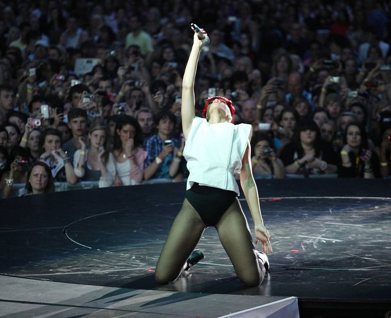 Rihanna closes the Summertime Ball